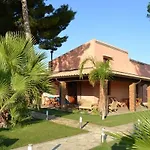 Holiday Menfi | Casale Abate * Menfi